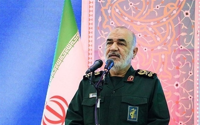 ناو پهپادبر را برای دفاع در دوردست ساختهایم ناو پهپادبر را برای دفاع در دوردست ساختهایم