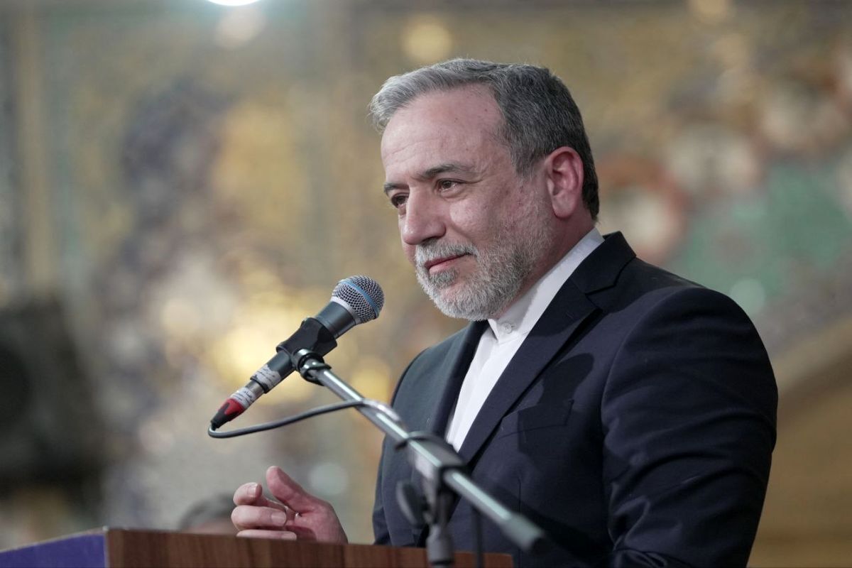 بازدید فرهنگی رئیس دستگاه دیپلماسی ؛ پشت صحنه ۲ سریال سلمان فارسی و خانم یامامورا بازدید فرهنگی رئیس دستگاه دیپلماسی ؛ پشت صحنه ۲ سریال سلمان فارسی و خانم یامامورا