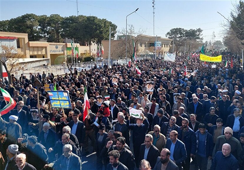 مردم امروز با حضور خود اغتشاشات را محکوم می‌کنند