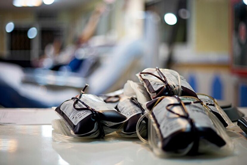 درخواست از تهرانی‌ها برای اهدای خون / استقرار تیم‌های سیار خون‌گیری در بیمارستان‌ها