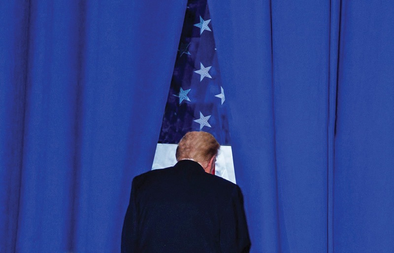 چرا ترامپ عقب نشست؟