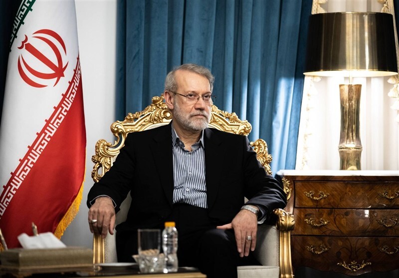 علی لاریجانی عازم مسقط شد علی لاریجانی عازم مسقط شد