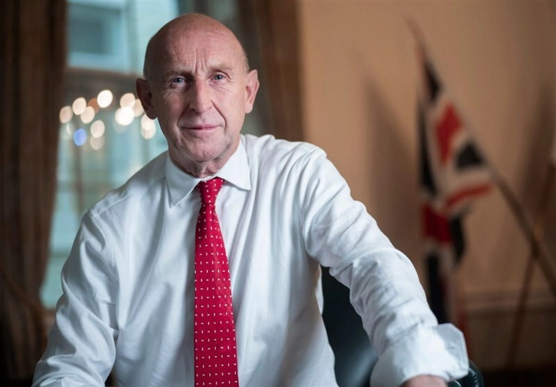 آمادگی وزیر دفاع انگلیس برای به چالش کشیدن جایگاه نخستوزیر آمادگی وزیر دفاع انگلیس برای به چالش کشیدن جایگاه نخستوزیر