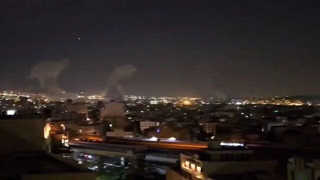 گزارشها از حملات موشکی و پهپادی به پایگاههای انگلیس و آمریکا در قبرس، عراق، بحرین و قطر گزارشها از حملات موشکی و پهپادی به پایگاههای انگلیس و آمریکا در قبرس، عراق، بحرین و قطر