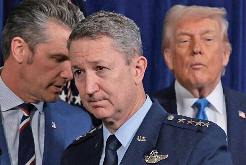 آمر‌یکا بر لبه باتلاق