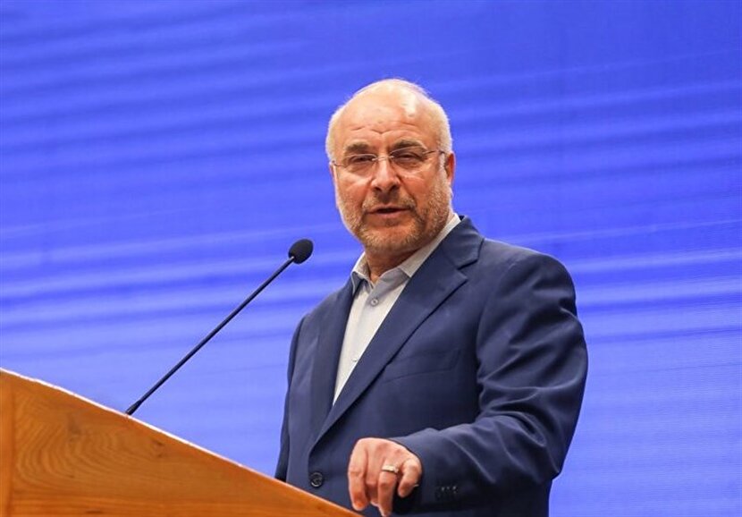 قالیباف: باید هم از افراطگرایی و هم از تحجر دوری کنیم