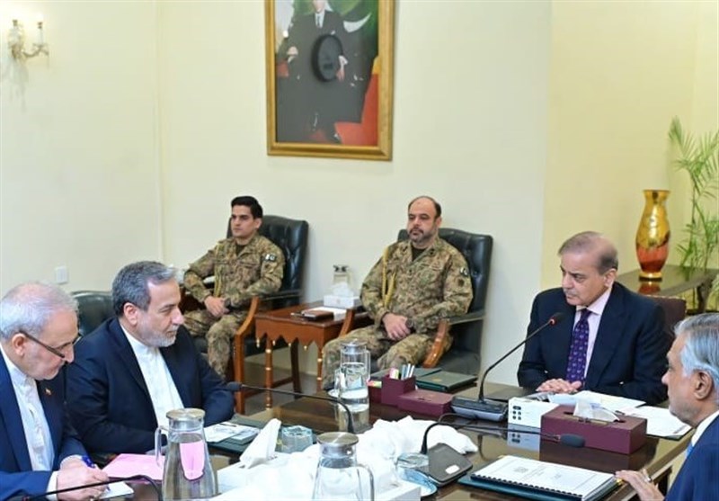 سید عباس عراقچی , کشور پاکستان ,