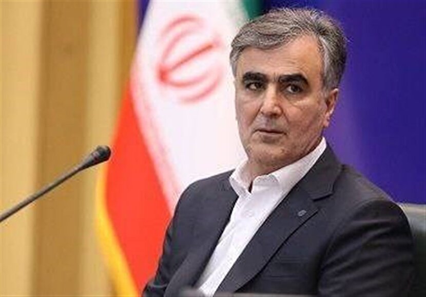 فرزین: درحال پوست اندازی به سمت الگوی جدید بانکداری هستیم