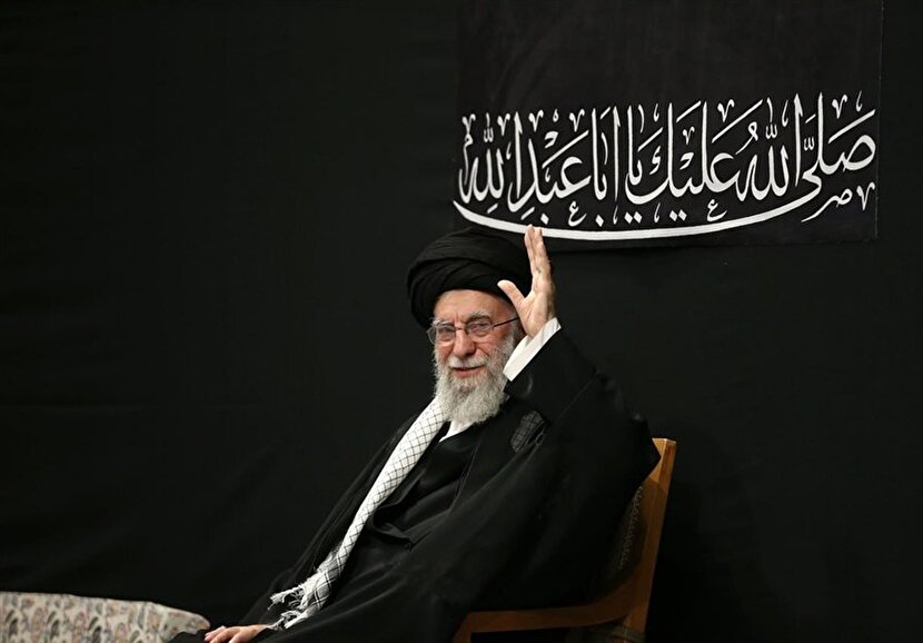 بازتاب رسانهای حضور رهبر معظم انقلاب در شب عاشورا
