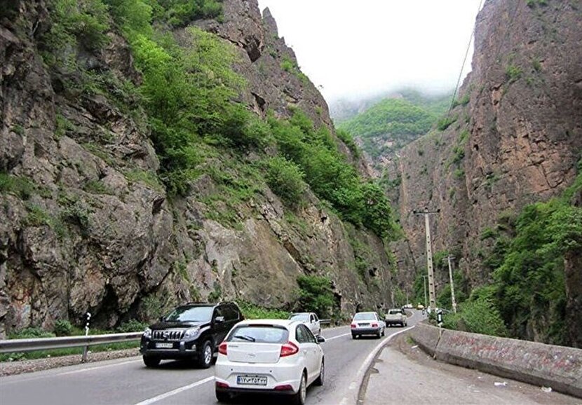 جاده چالوس از ساعت ۱۳:۳۰ یکطرفه می‌شود