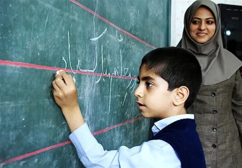 چالش «۳۰ ساله‌ها» در دانشگاه فرهنگیان/ بررسی ۸ اشکال جدی