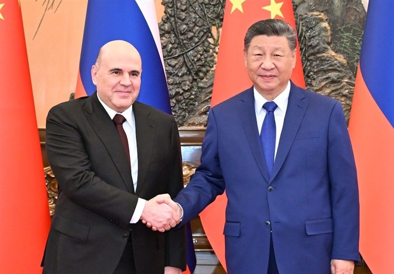 شی جینپینگ: روابط چین و روسیه در میان امواج خروشان با ثبات پیش رفته است شی جینپینگ: روابط چین و روسیه در میان امواج خروشان با ثبات پیش رفته است