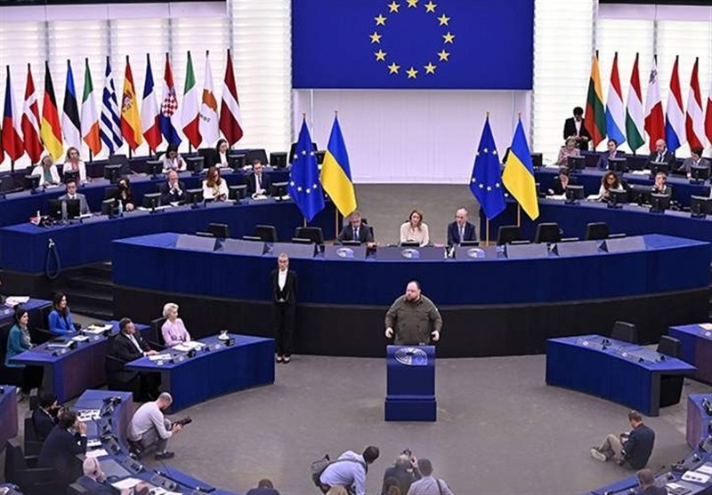 انتقاد بروکسل از روند کند اصلاحات در اوکراین برای عضویت در اتحادیه اروپا