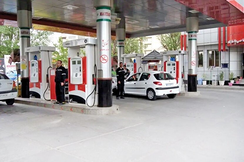 نگاه واقع‌گرایانه به بنزین