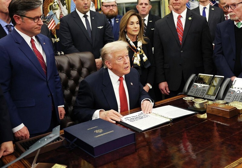 آغاز بررسی لایحه تحریمهای ضدروسی در کنگره/ شرط ترامپ برای امضای آن آغاز بررسی لایحه تحریمهای ضدروسی در کنگره/ شرط ترامپ برای امضای آن