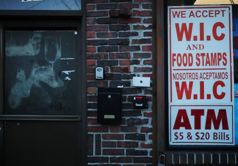 شکایت 25 ایالت آمریکا از ترامپ به دلیل لغو برنامه کوپن غذا در زمان تعطیلی دولت شکایت 25 ایالت آمریکا از ترامپ به دلیل لغو برنامه کوپن غذا در زمان تعطیلی دولت