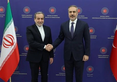 پیام تبریک عراقچی به مناسبت عید جمهوریت در ترکیه پیام تبریک عراقچی به مناسبت عید جمهوریت در ترکیه