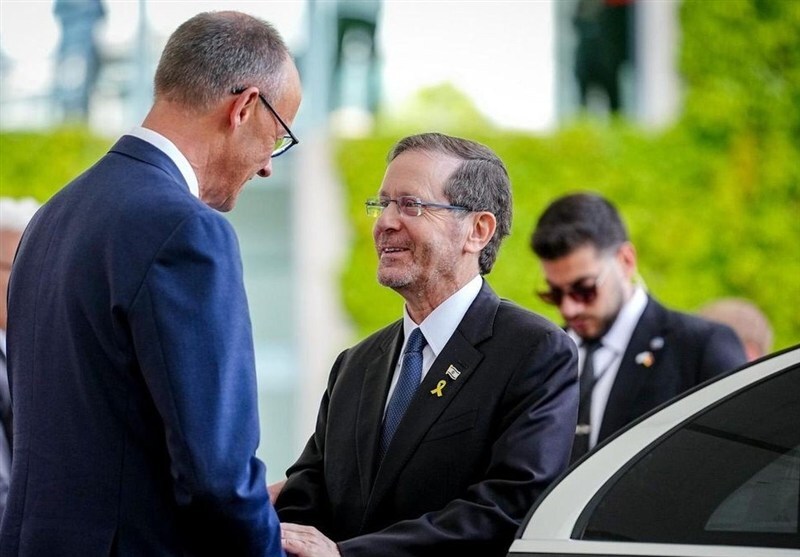 تاکید صدراعظم آلمان بر تداوم حمایتها از رژیم صهیونیستی تاکید صدراعظم آلمان بر تداوم حمایتها از رژیم صهیونیستی