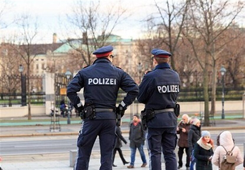 پارلمان اتریش طرح ممنوعیت حجاب برای دختران را تصویب کرد