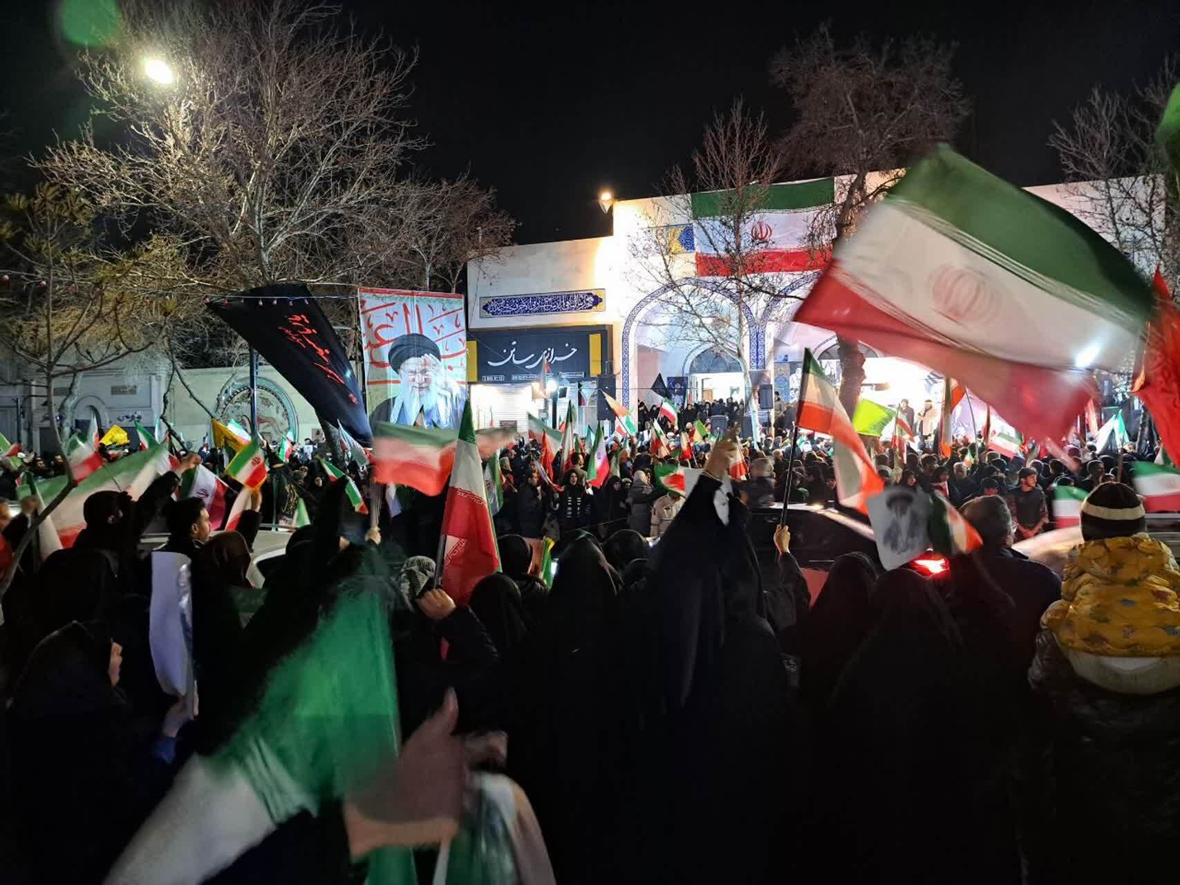 تجمعاتی فراتر از شعار؛ وقتی قرآن به «جهت‌دهنده میدان» تبدیل شدتجربه‌ای تازه از حضور قرآنی در شهر