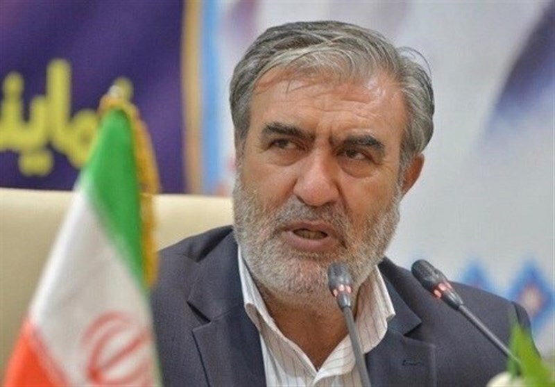 عزیزی: تنگه هرمز با پست‌های توهمی ترامپ مدیریت نمی‌شود