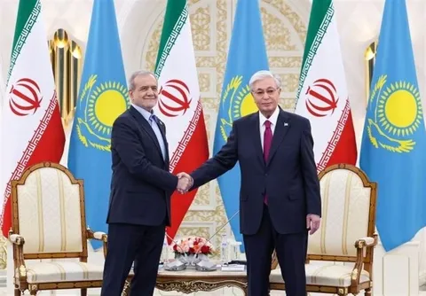 پزشکیان: نقشه راه ارتقای تجارت با قزاقستان آماده اجراست