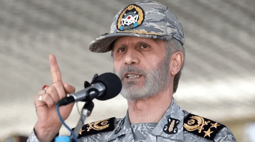 سرلشکر حاتمی: خود را برای جنگ ناهم‌طراز آماده کرده‌ایم