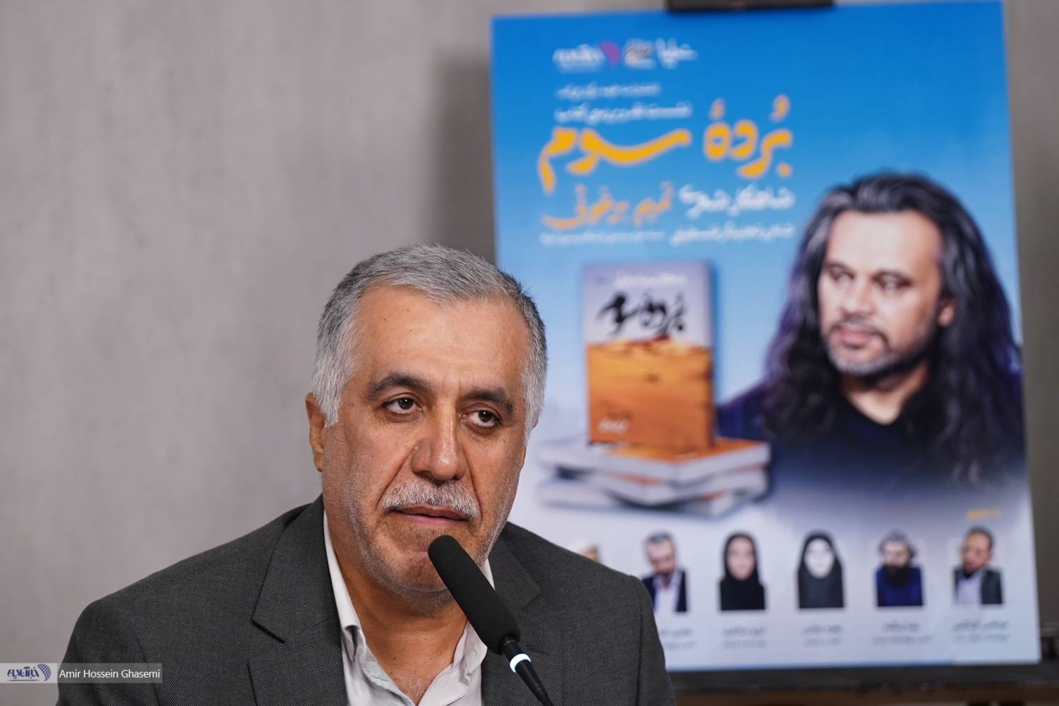 سرزمین ایران، با این شعر و ادبیات، هرگز شکست نخواهد خورد سرزمین ایران، با این شعر و ادبیات، هرگز شکست نخواهد خورد