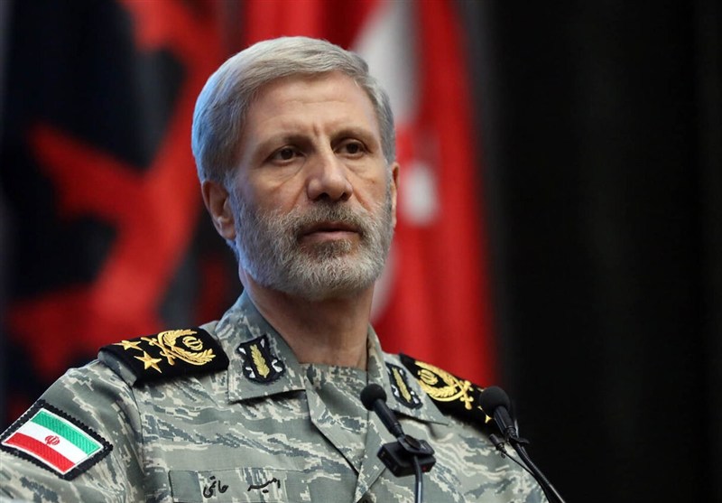 سرلشکر حاتمی: رزمندگان ارتش راستقامت مقابل دشمن ایستادهاند سرلشکر حاتمی: رزمندگان ارتش راستقامت مقابل دشمن ایستادهاند