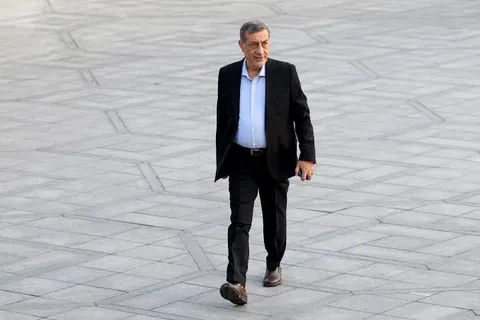 حاشیه‌سازی به جای انجام مسؤولیت
