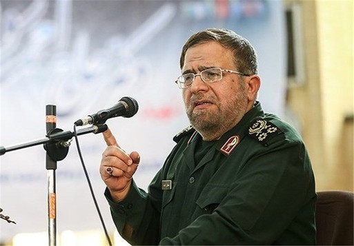 سرلشکر ایزدی: سپاه و ارتش آماده دفاع از تنگه هرمز هستند
