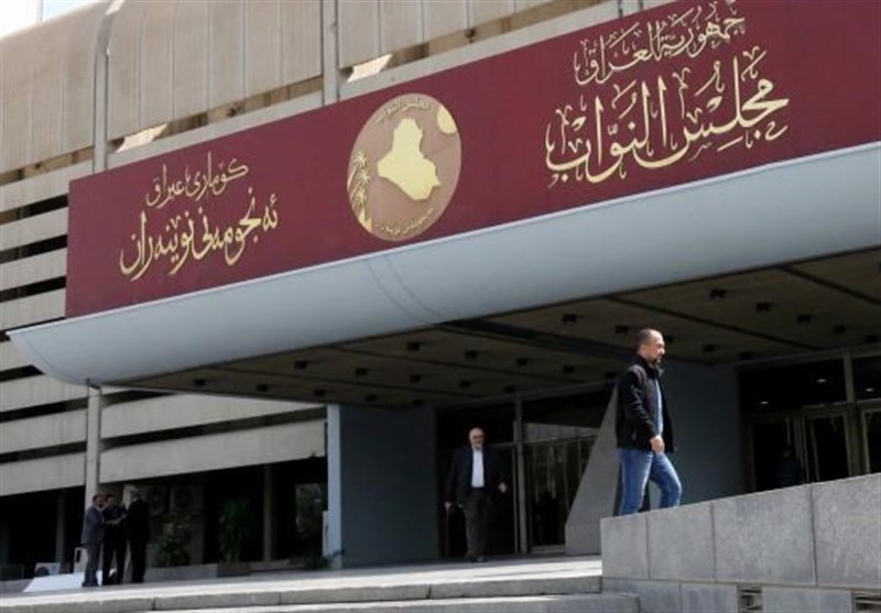 نماینده پارلمان عراق: از خون 20 شهید حشد در تجاوز سعودی نمیگذریم نماینده پارلمان عراق: از خون 20 شهید حشد در تجاوز سعودی نمیگذریم