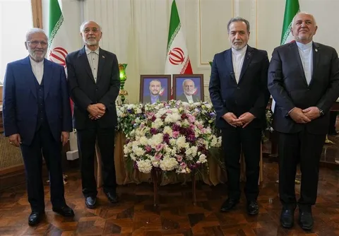 عراقچی: امانت‌دار راهِ بزرگانی هستیم که خالصانه خدمت کردند